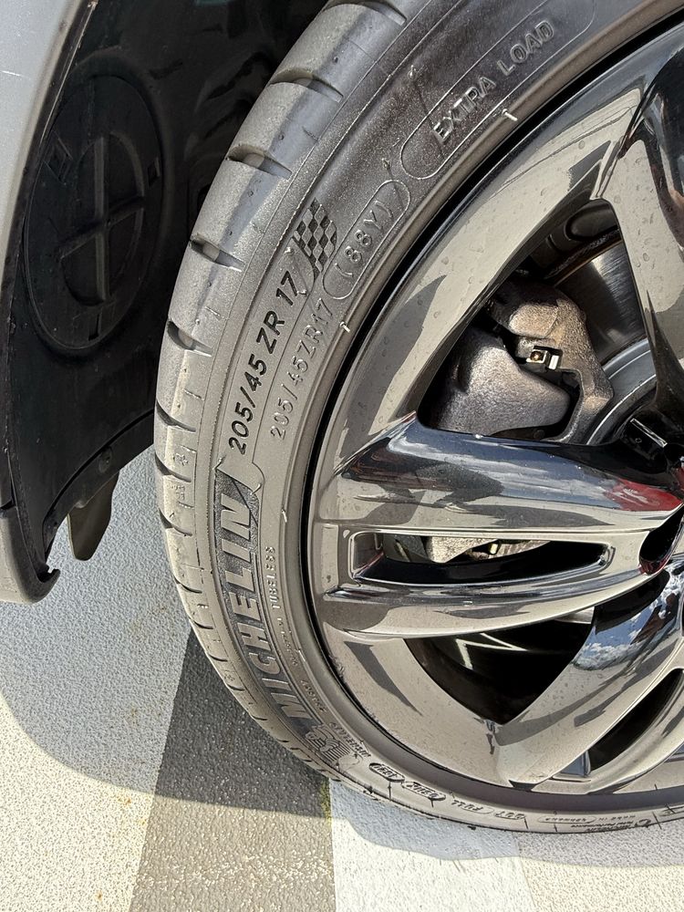 Koła MINI  JCW F56 F57 F55 Styling JCW Track Spoke, opony Michelin PS4
