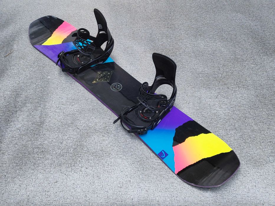 Fajny All-Mtn HEAD SHINE 142 cm + wiązanie BURTON ! Po Serwisie!