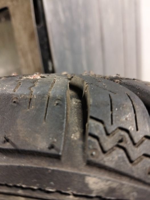 Продам зимне колесо