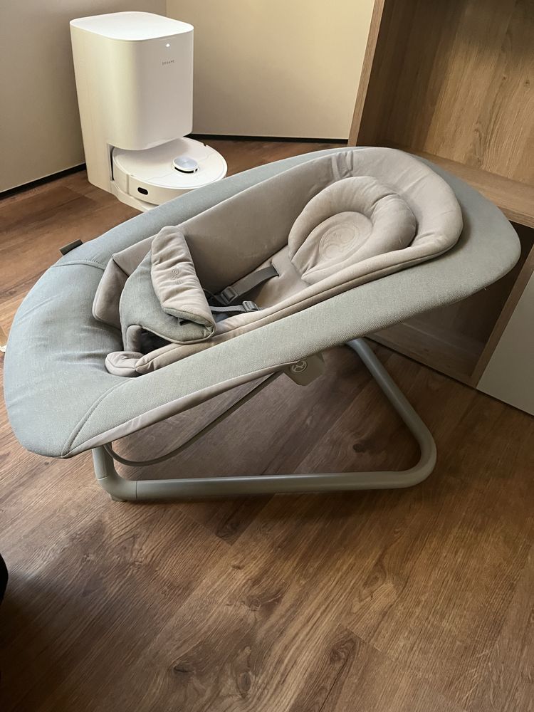 Шезлонг Cybex Lemo Bouncer