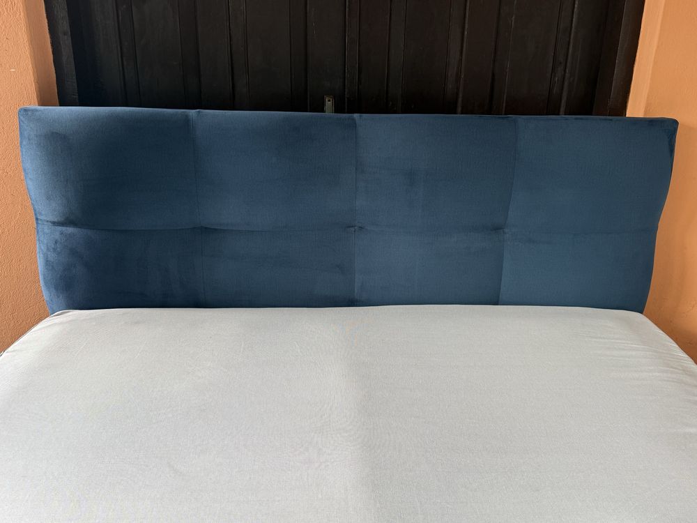 Łóżko welurowe z pojemnikiem na pościel i materacem 160x200 cm
