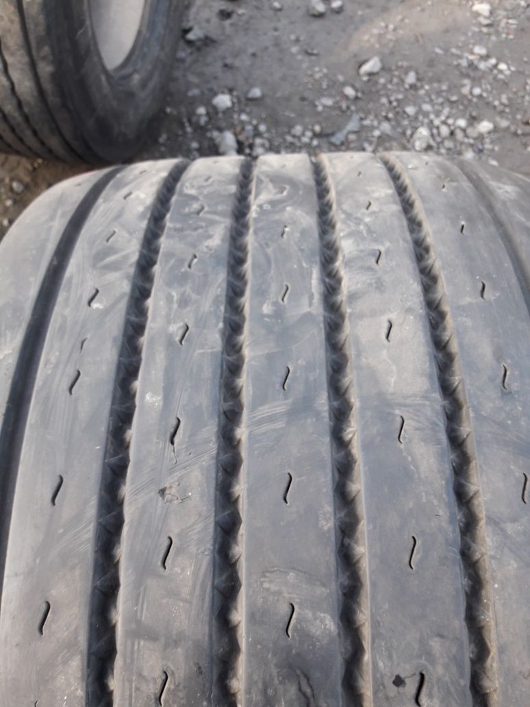 445/45R19.5 Continental HTL1