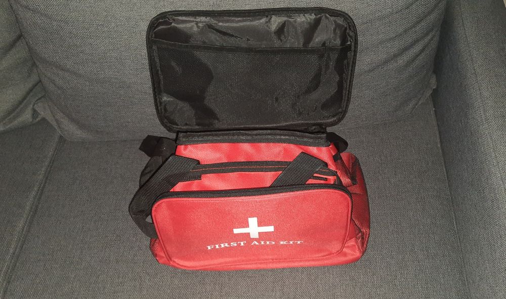 Сумка/органайзер/скорой помощи/врача/санитара/укладка/аптечкаFirst aid