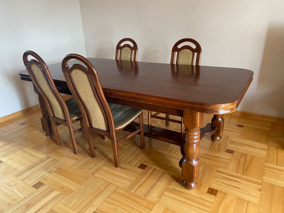 Solidny stół drewniany 110×225 rozkladany