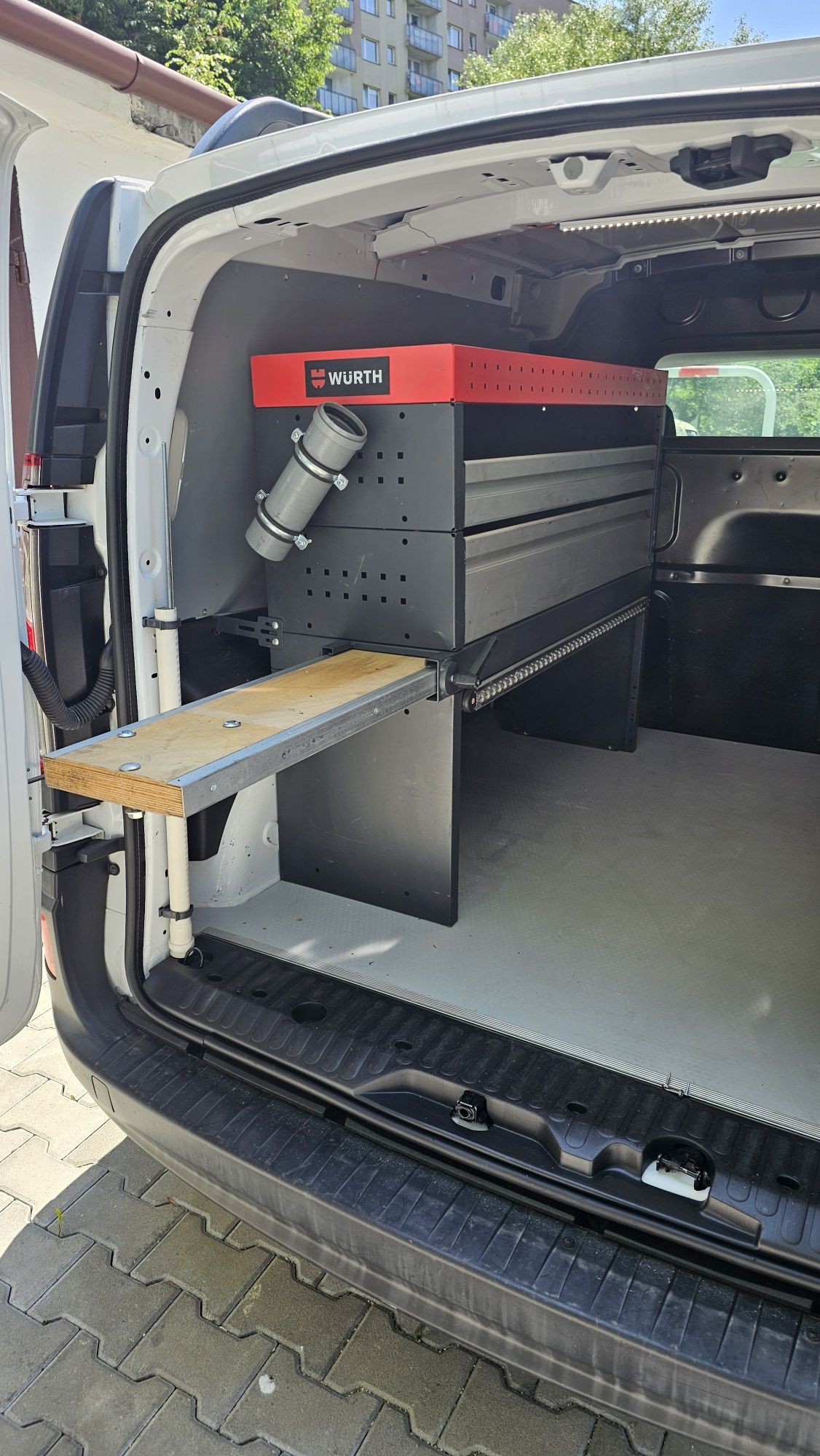 Zabudowa warsztatowa Wurth Renault Kangoo L1