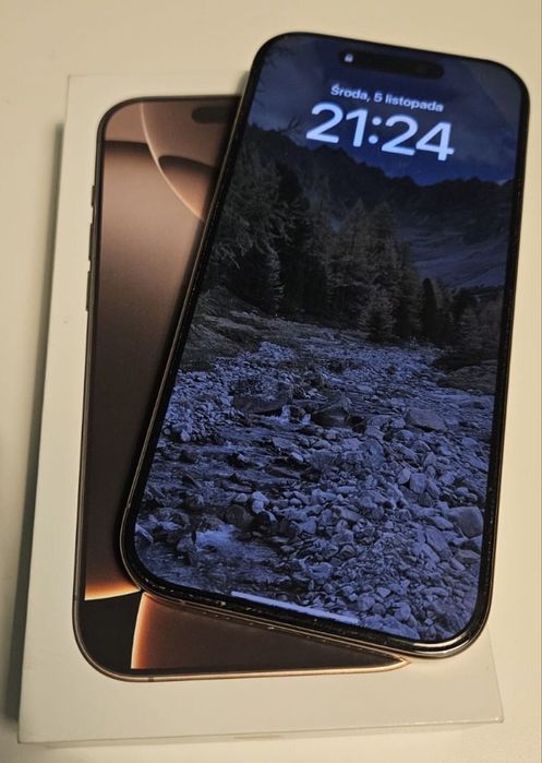 IPhone 16 Pro 256 mb. Idealny. Dystrybucja Apple, gwaran. do 5/12/25