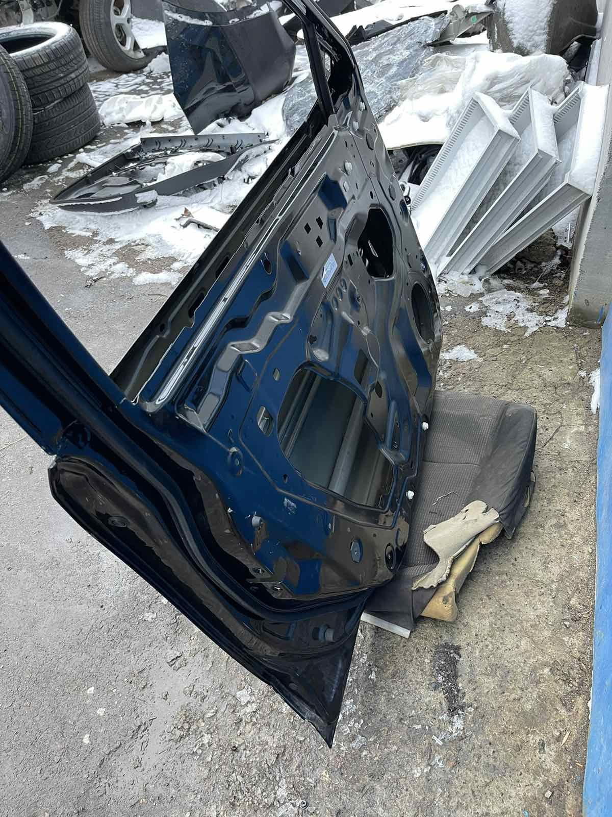 Дверь передняя левая Nissan Rogue T 32  цвет G 41