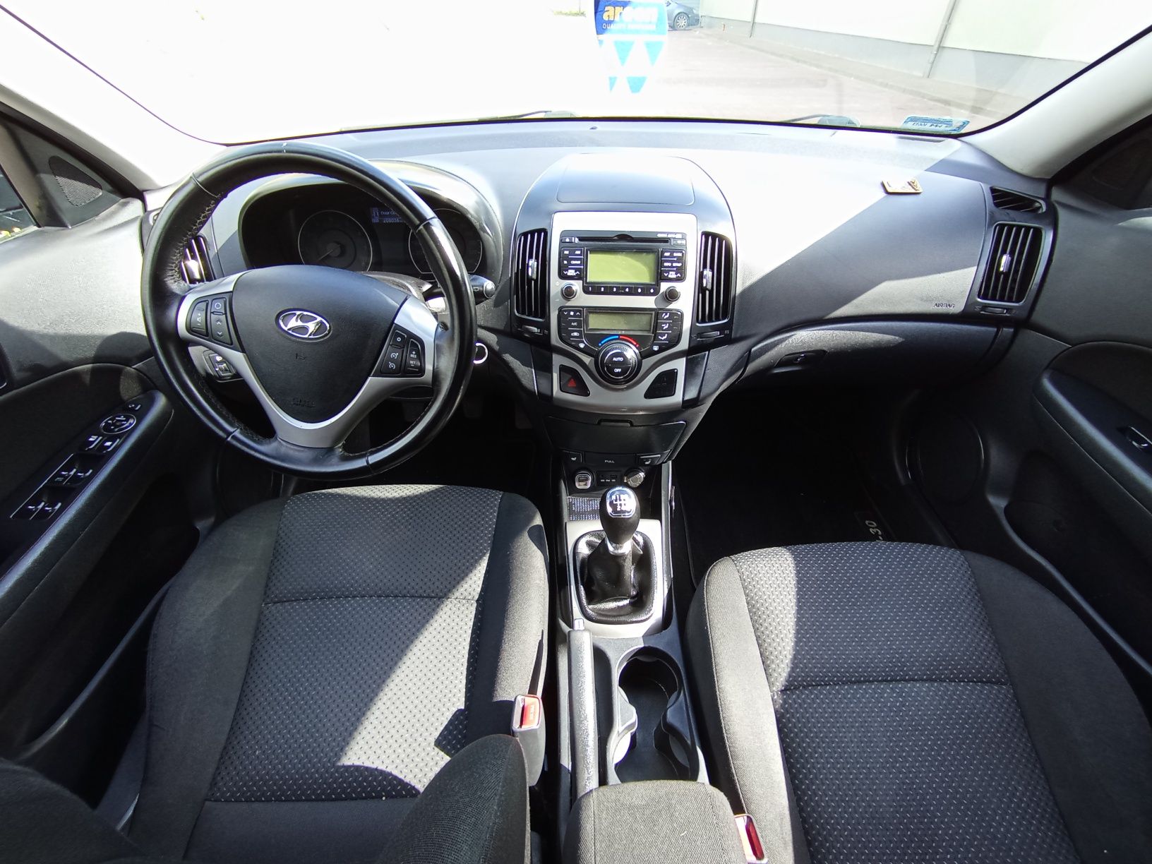 Hyundai i30 1.6 2011r Benzyna