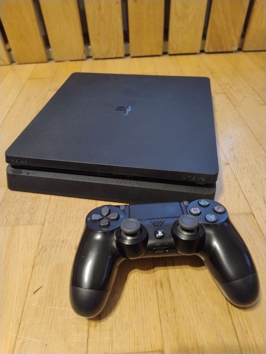 PlayStation 4 PS4 500GB SLIM