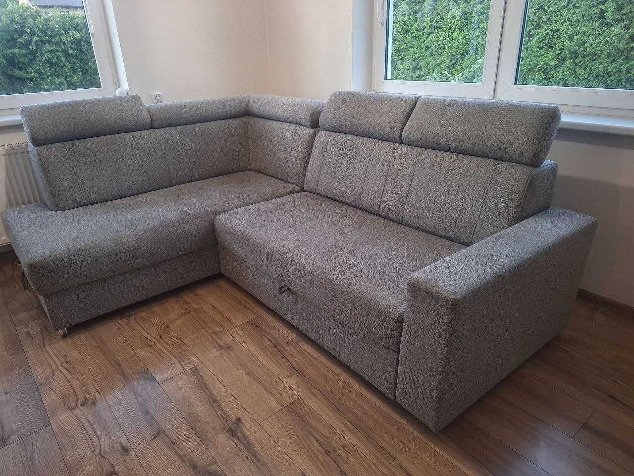 Sprzedam narożnik z funkcją spania .