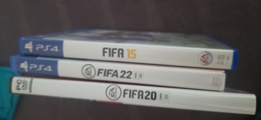 Gry na komputer i ps 4