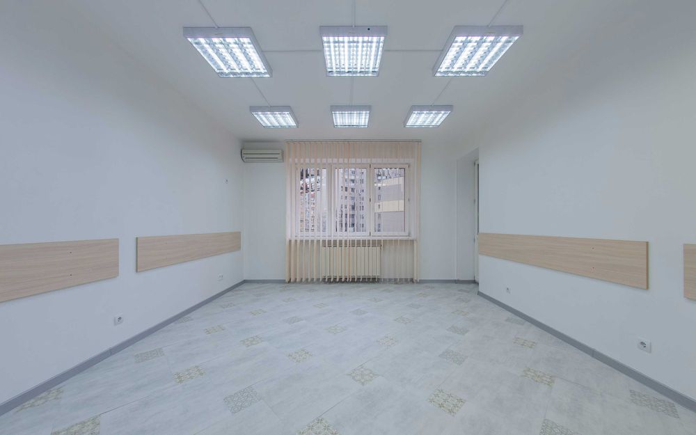 Офіс 145м2 м.Мінська від власника. Левка Лук'яненка 21.