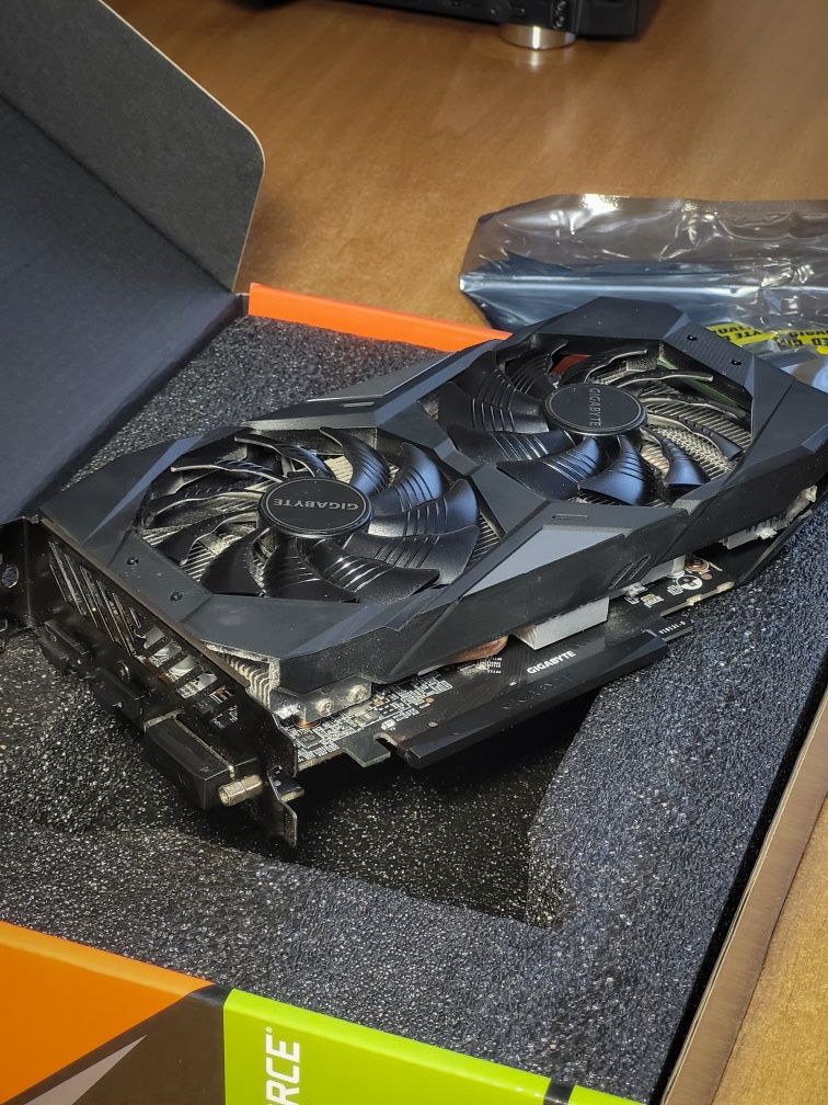 Відеокарта Gigabyte GeForce GTX 1650 Super Windforce OC 4GB