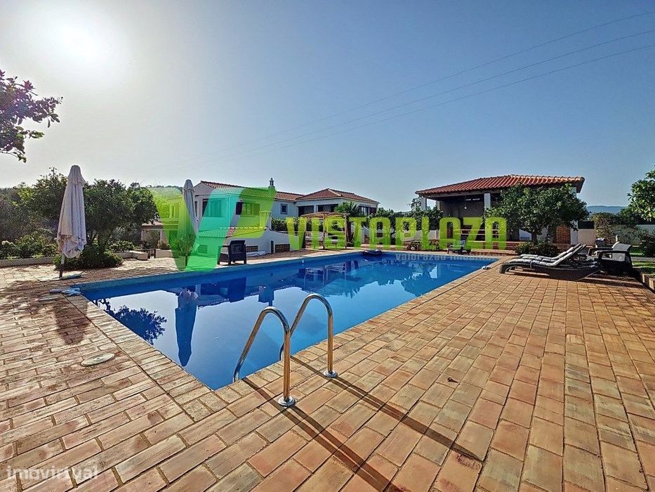 Moradia Isolada com Piscina, Barbecue e Terreno no Campo em Rasmalh...