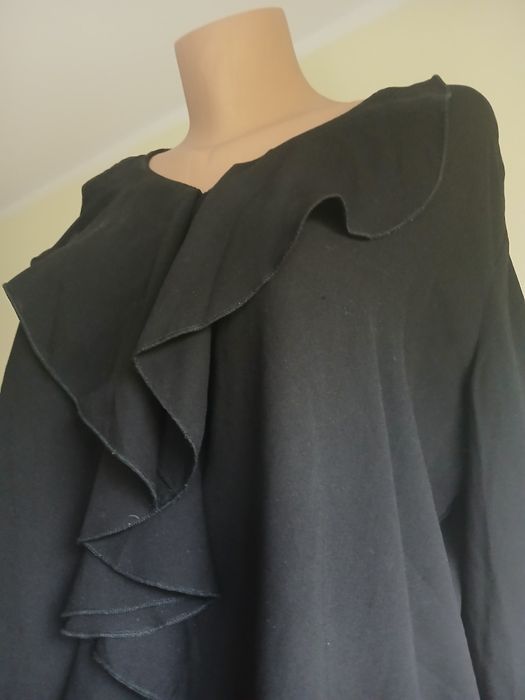 Czarna bluzka damska   32.