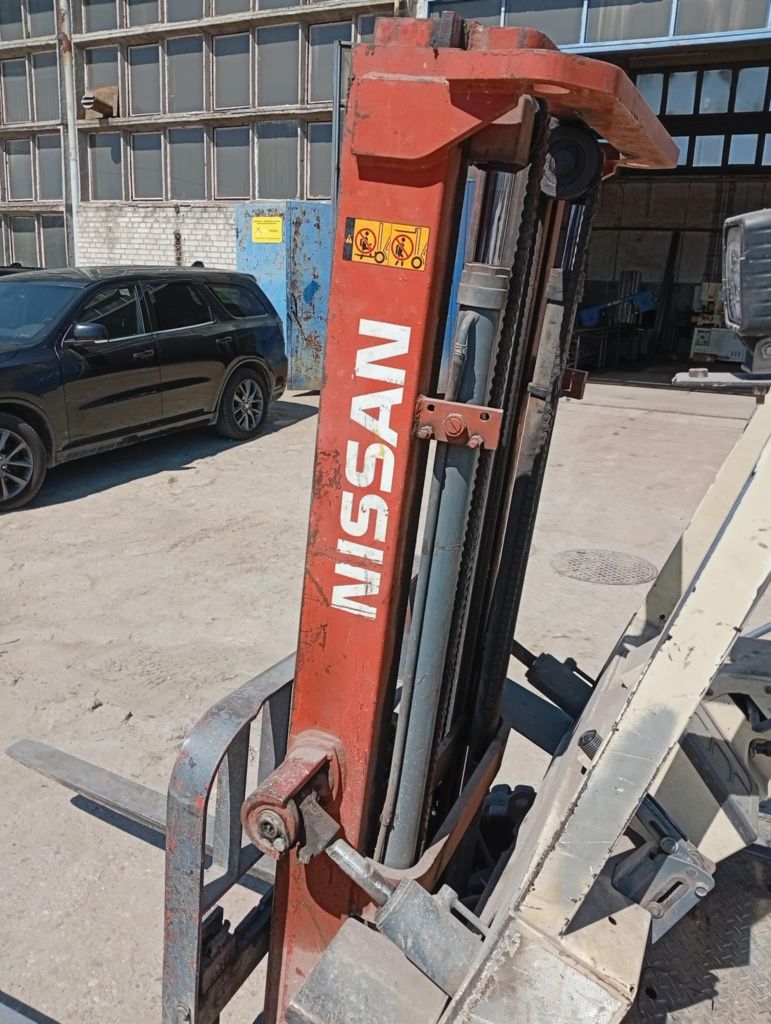Wózek widłowy Nissan