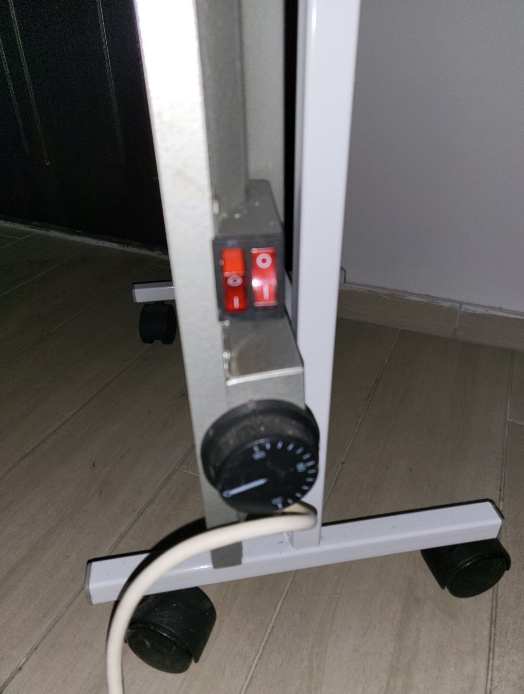Продам Био- Конвектор керамический 700W Vinecia .4 шт