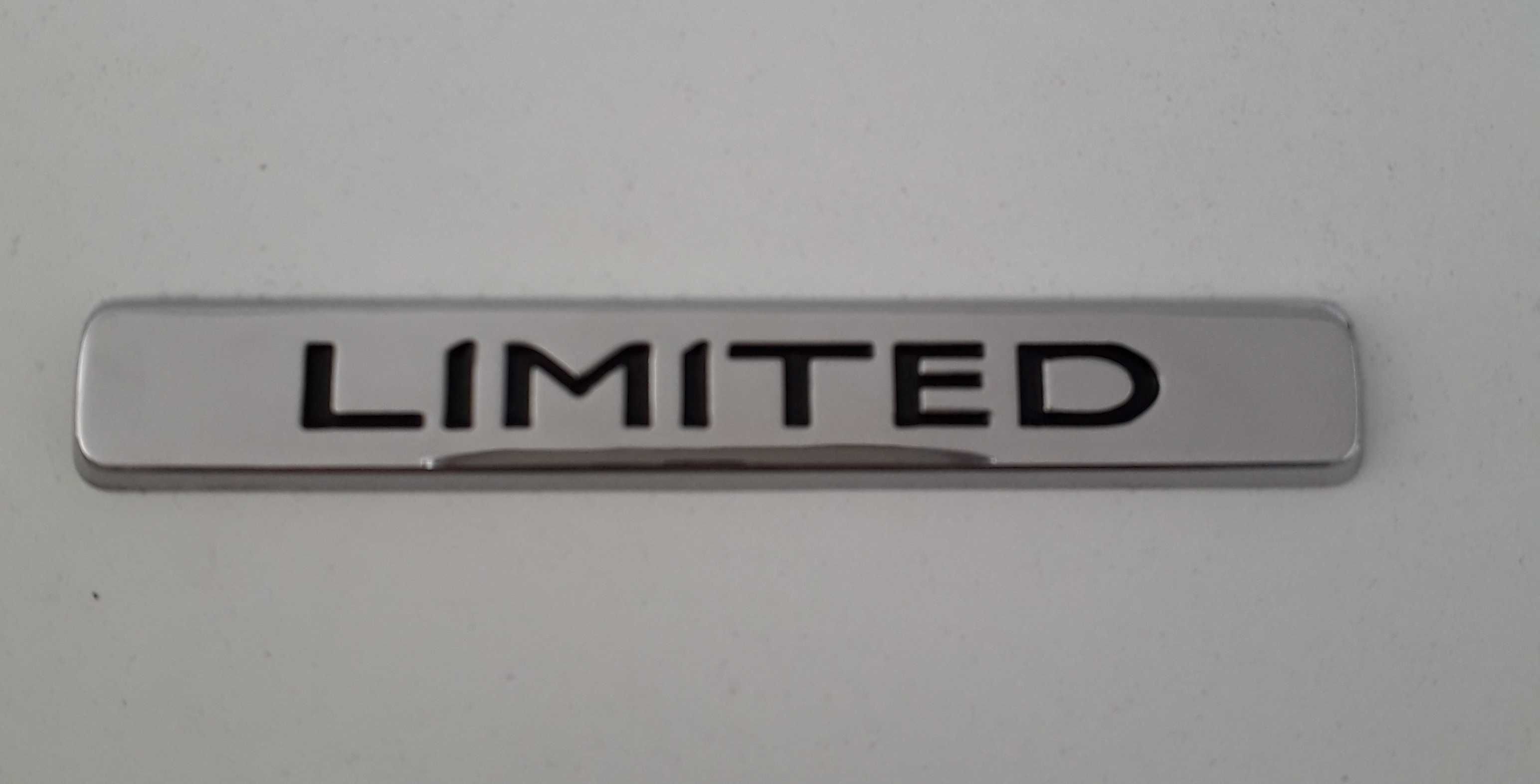 znaczek emblemat RENAULT LIMITED