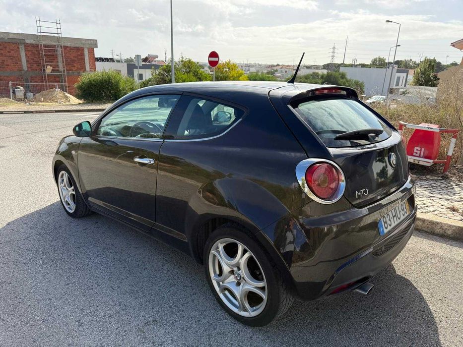 ALFA ROMEU MITO  1.6 JTD Distinctive