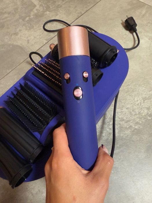 Dyson airwrap edycja 2022