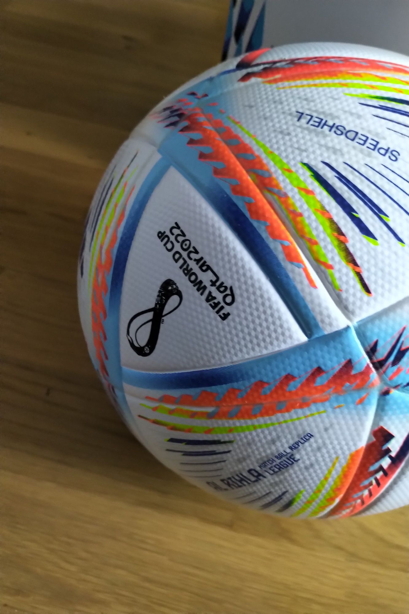 Piłka Rihla Match Ball Replica League LGE Box H57782