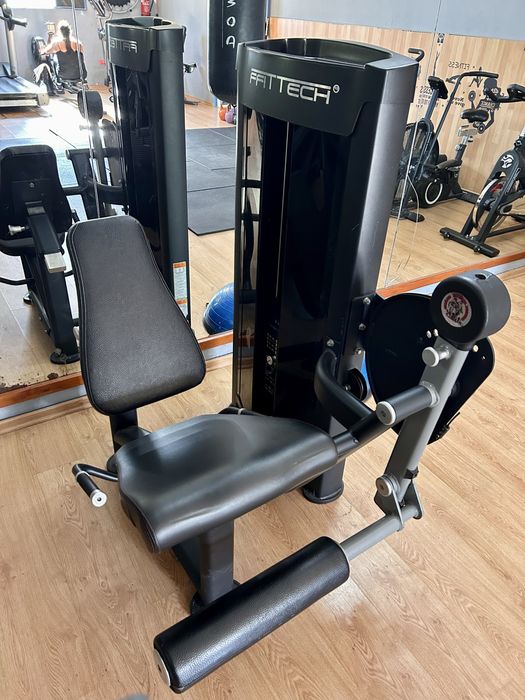 Leg Station FitTech – Quase Nova – Linha Full Strength
