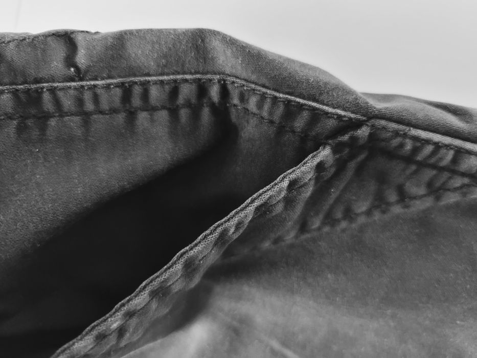 Damskie spodnie 3/4 typu bojówki od Amisu r.34