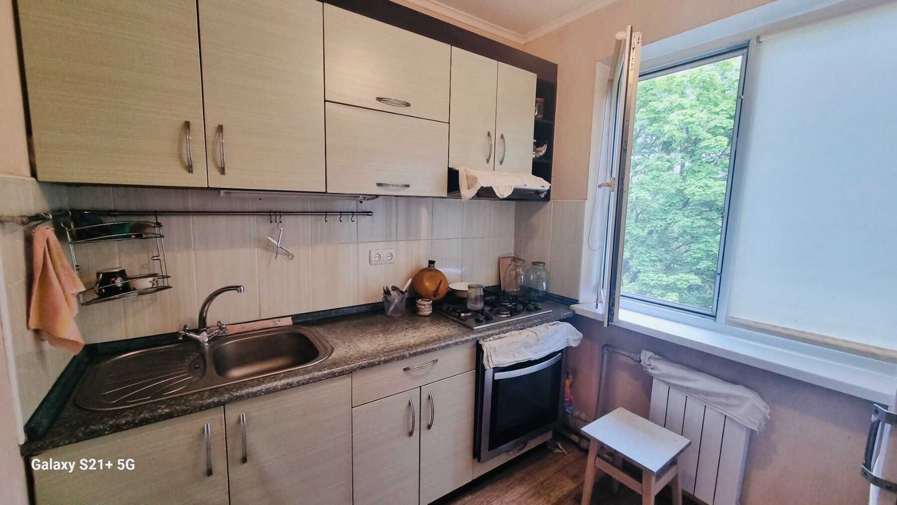 Долгосрочная аренда 3 комн. квартира 56 кв.м. по ул.Михаила Донца  12