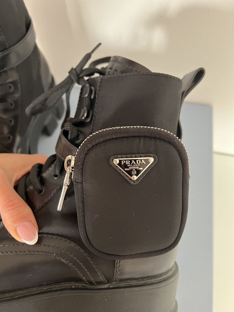 Buty Prada Monolith 38 czarne torebeczki skóra