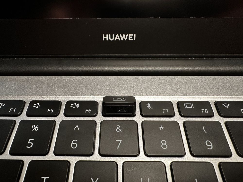 Huawei MateBook D14 512GB SSD 8GB RAM