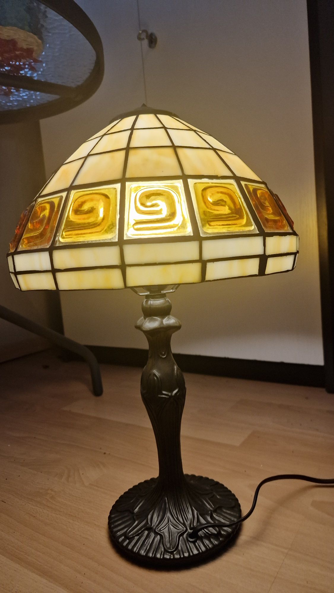 Lampa lampka witrażowa