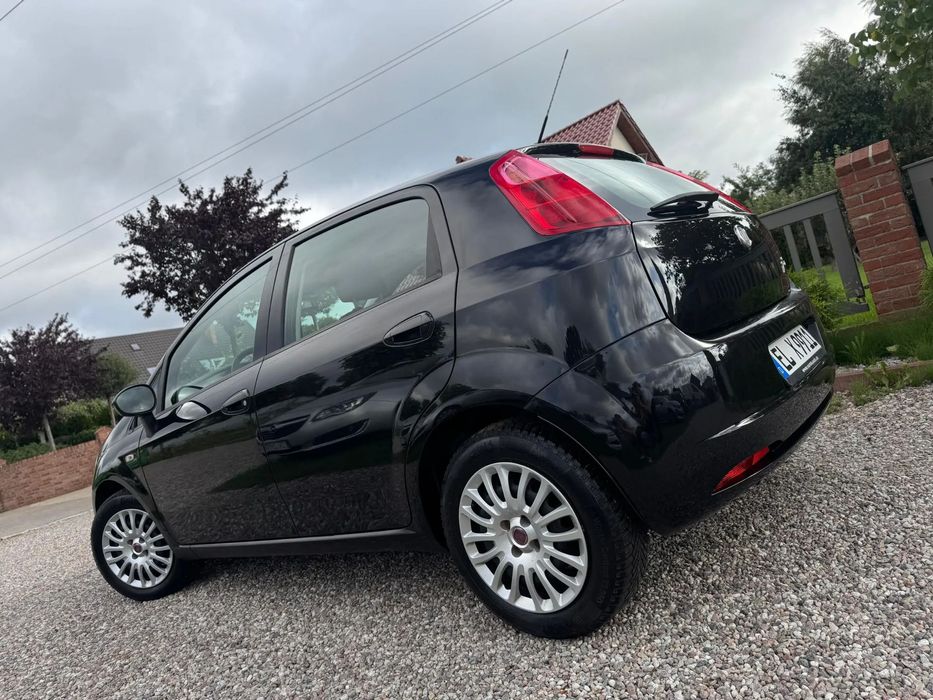 Fiat Punto Nawigacja Wielosezon Opony Bezwypadkowy Klima