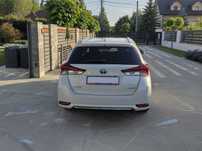 Toyota Auris Hybrid;kombi: Biała Perła,, 63 tys km w super stanie