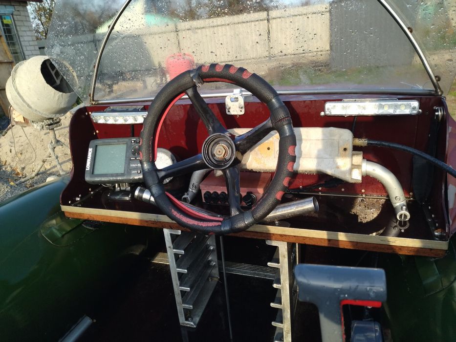 Продам комплектом, або мотор і все інше