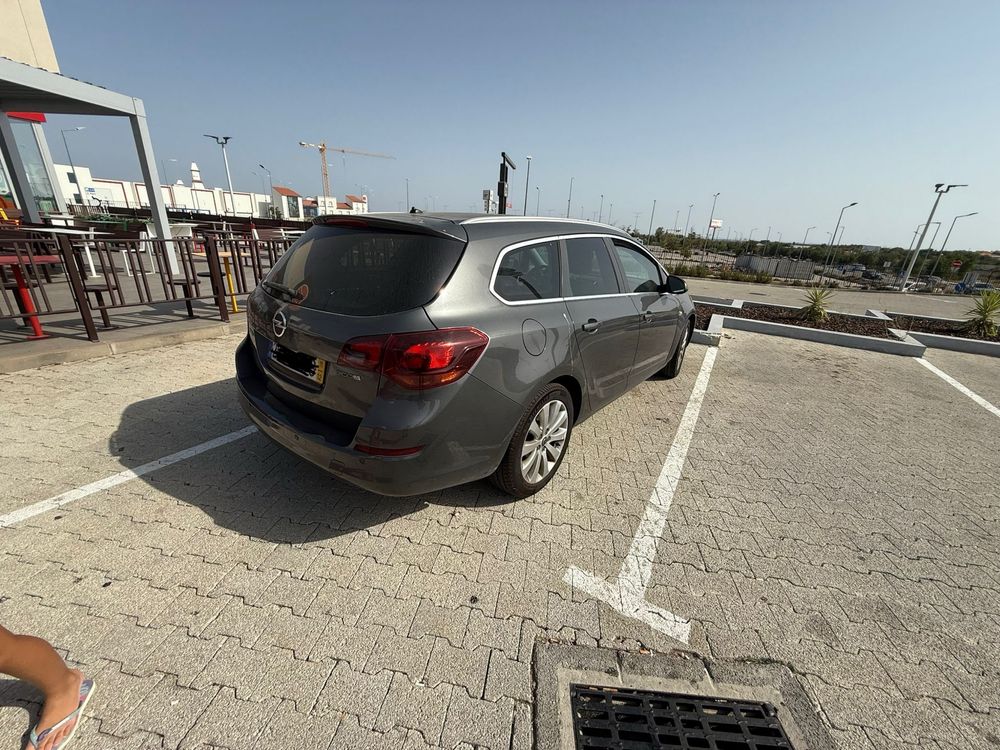 Opel astra 2011 1.3cdti REVENDA