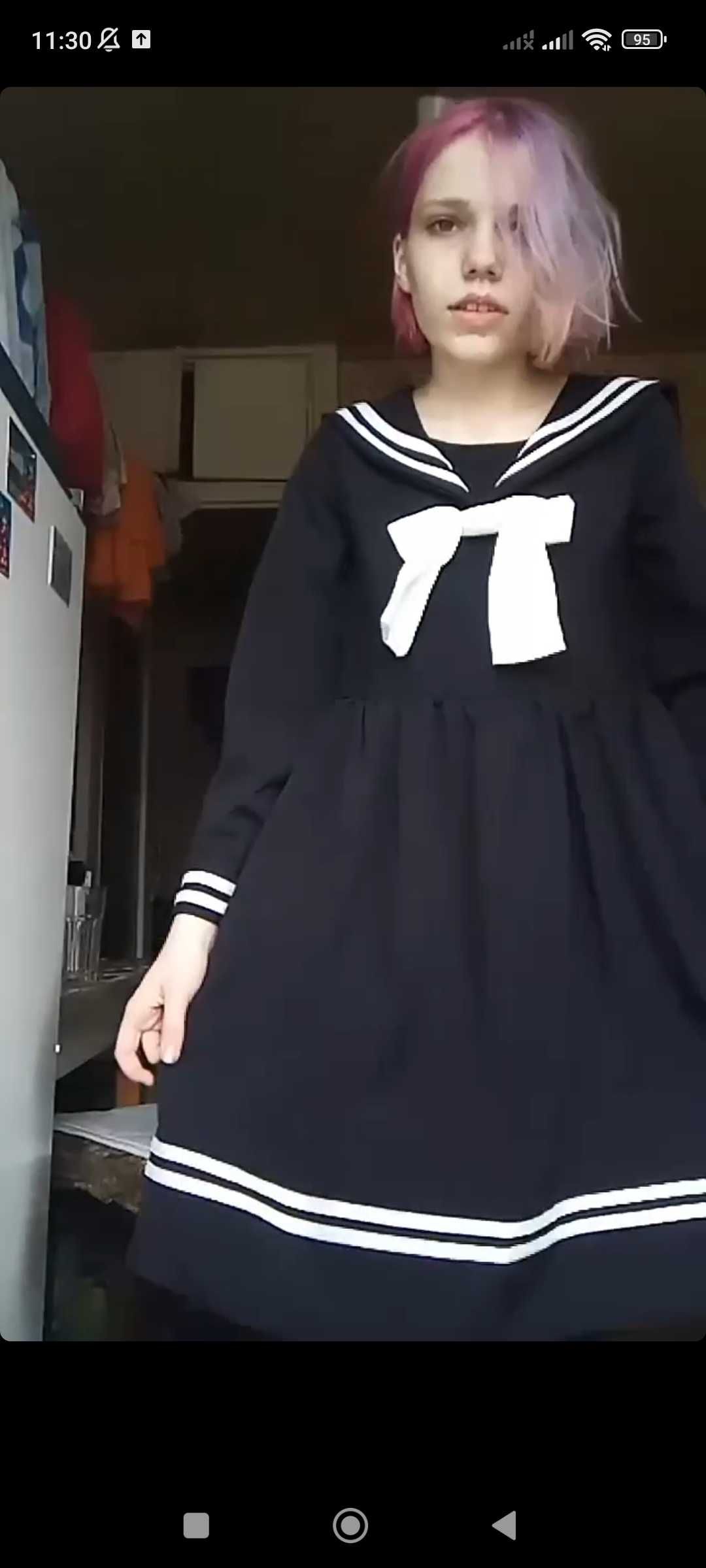Плаття у стилі японської школи "лоліти"