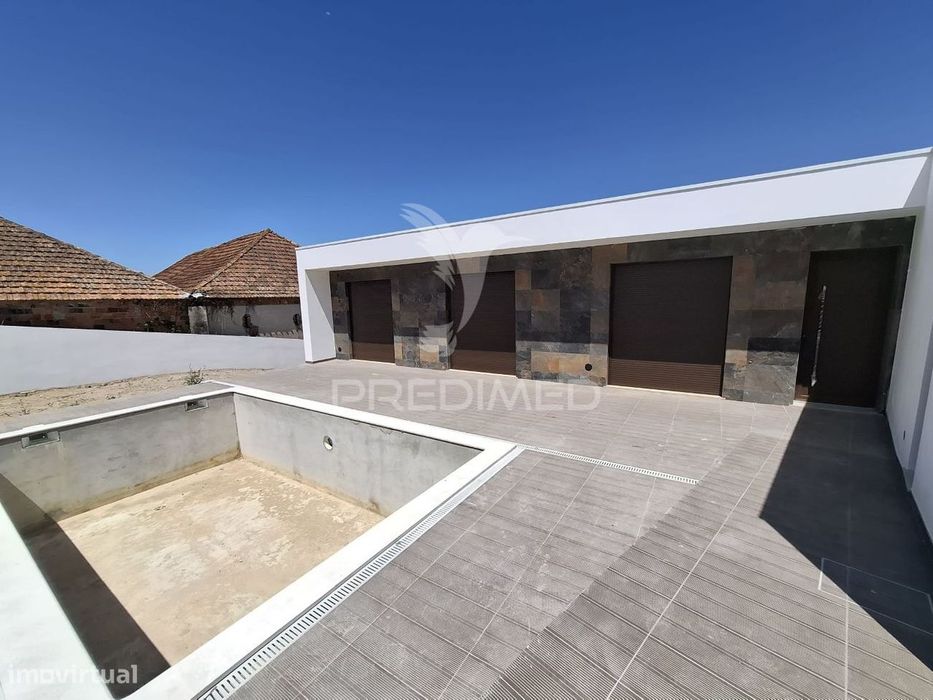 Moradia unifamiliar T4