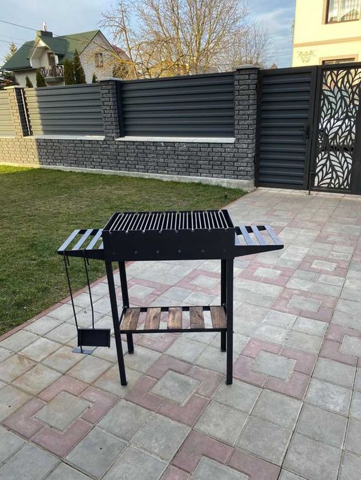 Мангал для шашлику метал 4 мм на 8 шампурів + ПОДАРУНОК