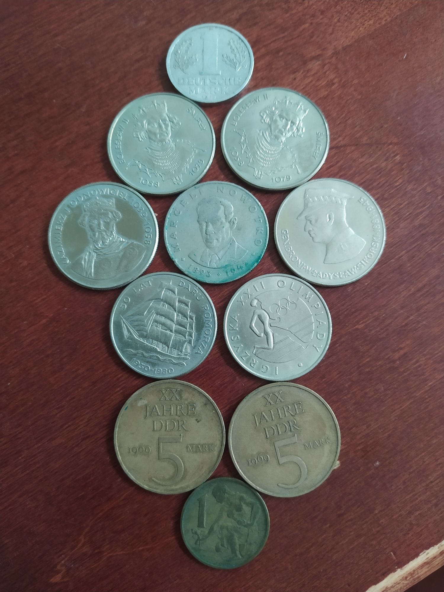 Lot monet czasów PRL, 7 polskie, 3 niemiecki, 1 czeska