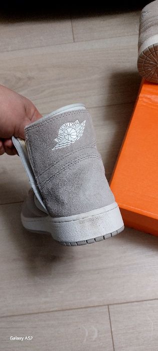 Красовки найк  орегинал  осенние  39 р  кожаные 4500грн