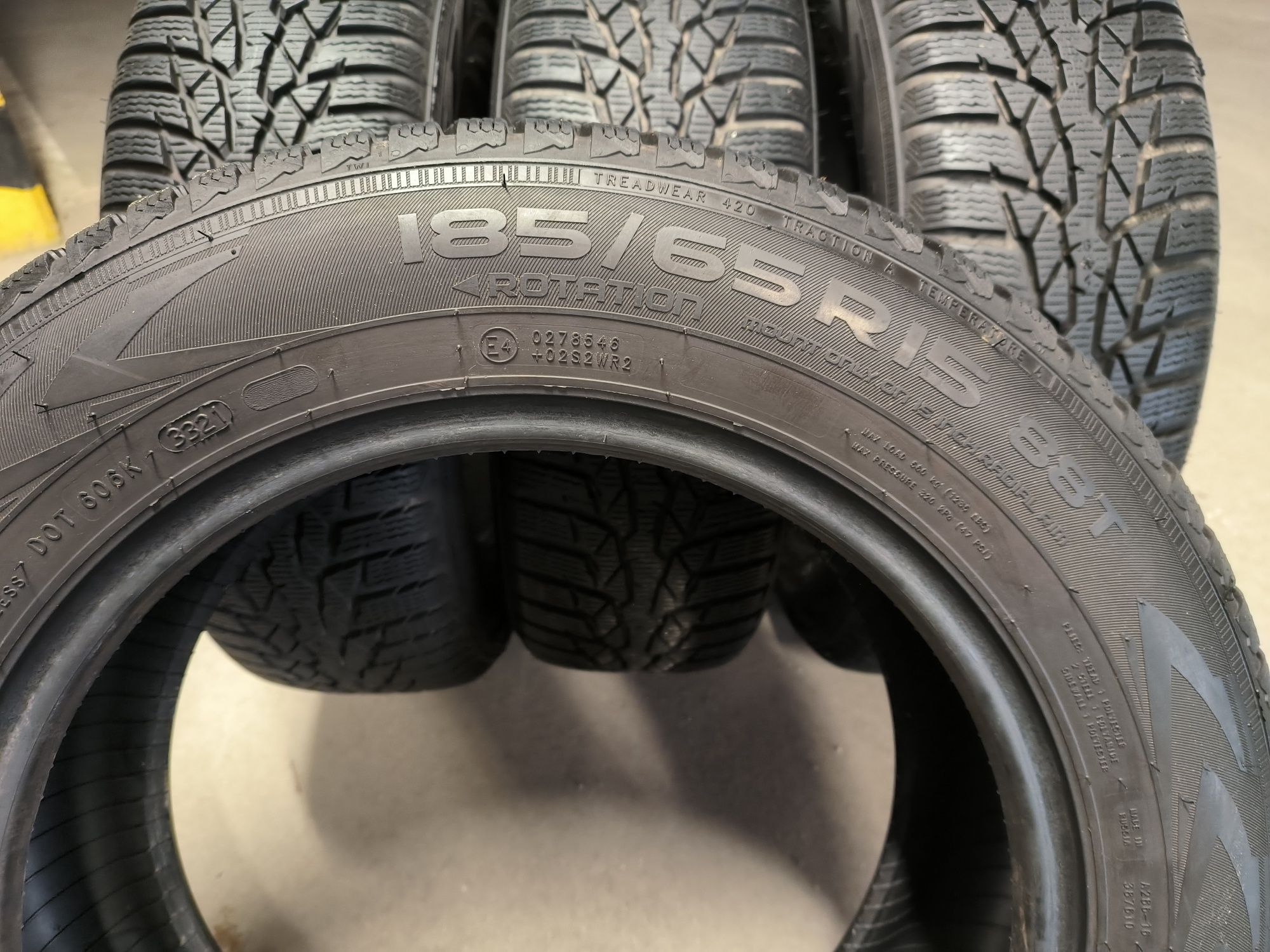 Opony Nokian 185/65/15 dot 3321 zima 7mm