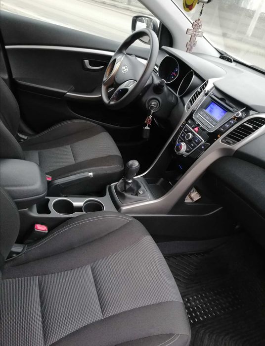 Продам авто Hundai i30 в гарному стані