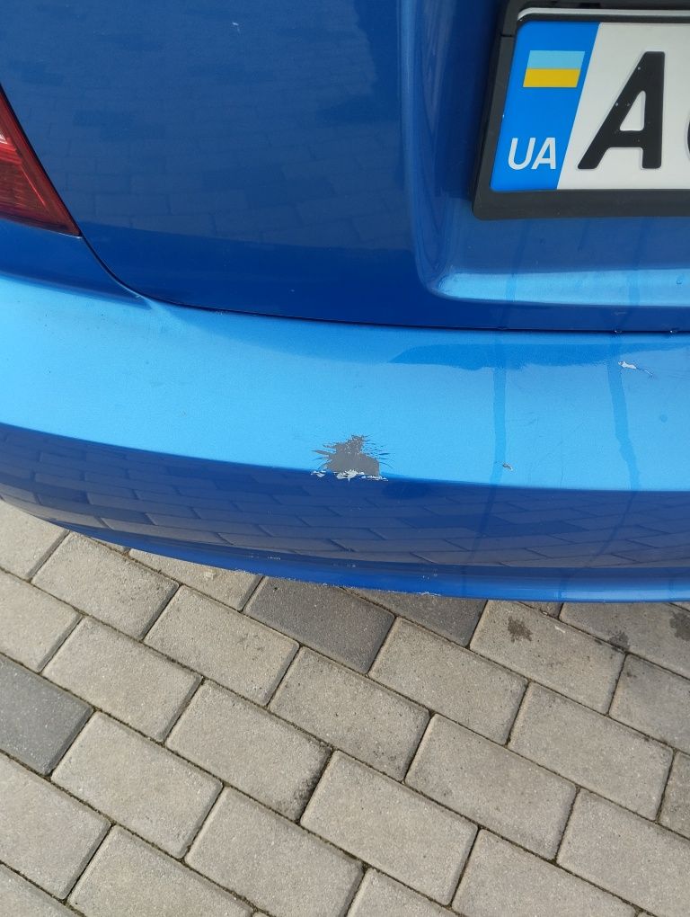 Продаж Кіа Ріо .