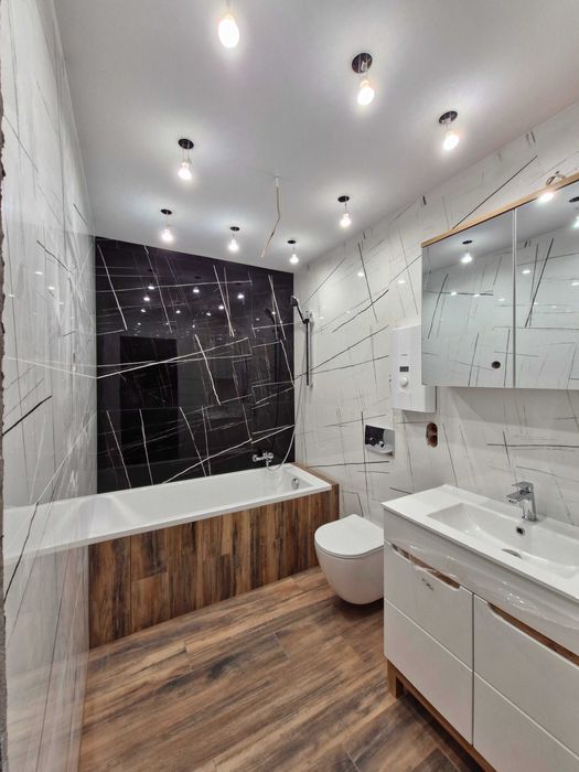 Układanie płytek płytki płytkarz glazurnictwo glazurnik łazienki