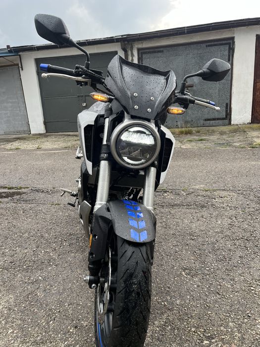 Motocykl Honda CB125