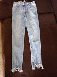 Spodnie jeansy przecierane roz 29 dla dziewczynki