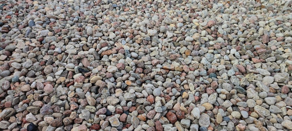 Kamień żwir otoczak drenaż 16-32 mm