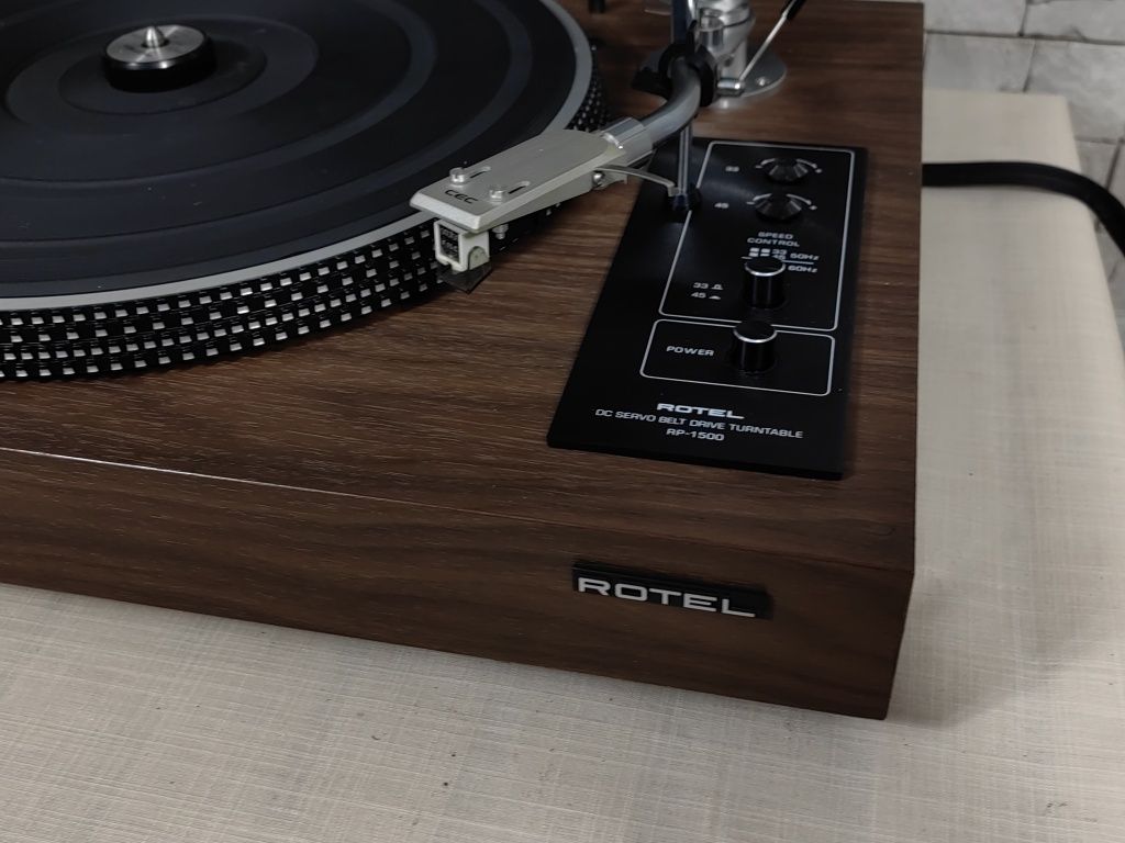 Rotel RP-1500 Piękny gramofon vintage