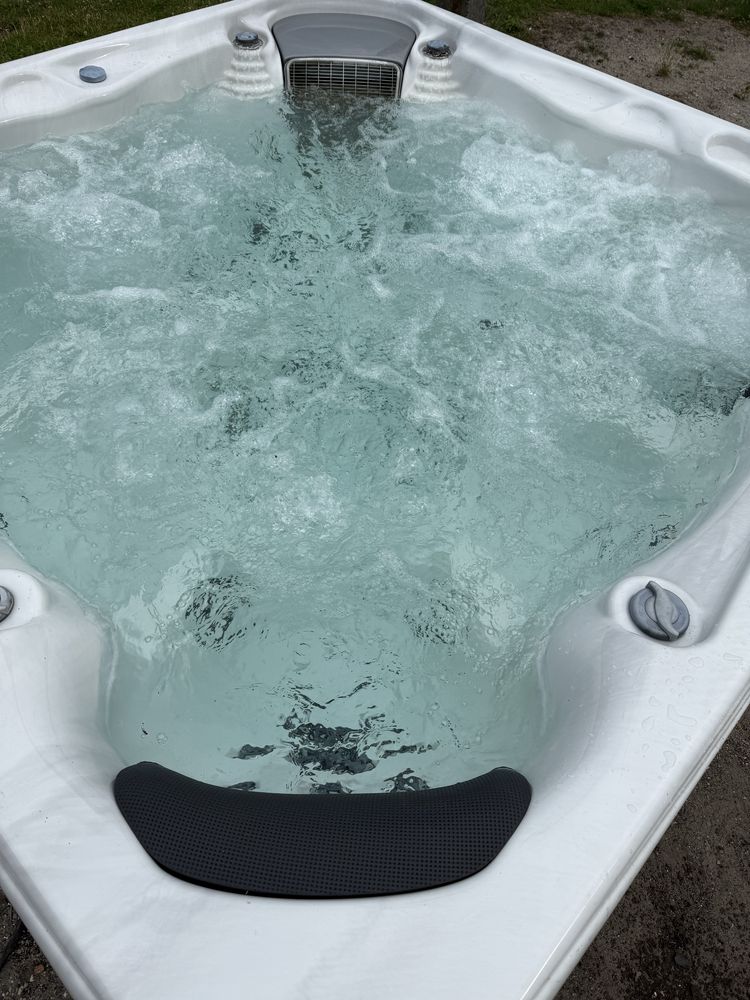 Jacuzzi Wanna Ogrodowa Freestylespa