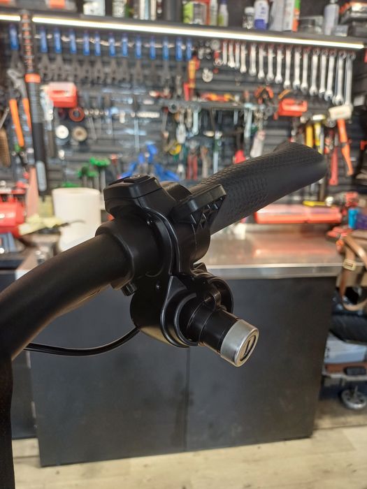 Сервисний центр ремонту самокатів Kуго Кірін